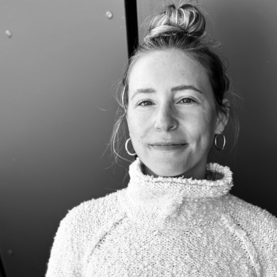 Elissa Banker Headshot